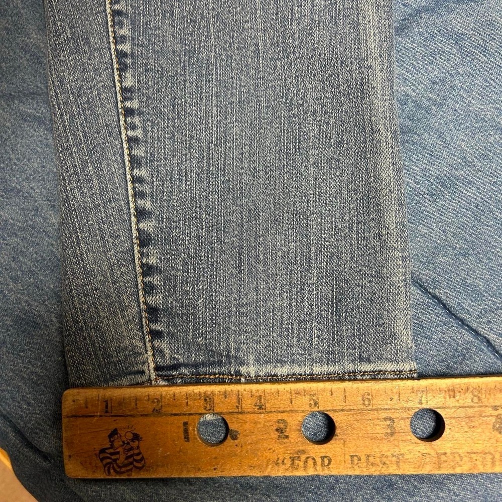 Levis 550 Women 10M Light Wash Jeans Relaxed Tapered Stretch Blue Y2K Vintage - Picture 7 of 7